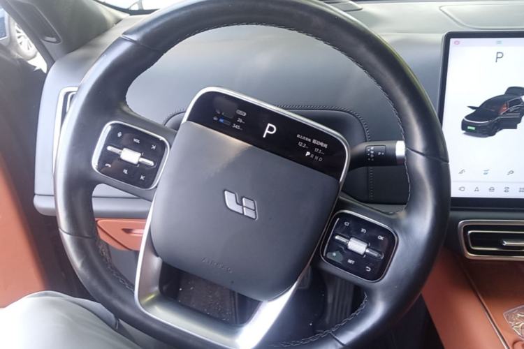 Used Li Auto L8 2024 Pro Model Steering Wheel