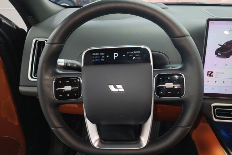 Used Li Auto L8 2024 Pro Model Steering Wheel