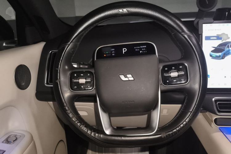 Used Li Auto L8 2024 Ultra Model Steering Wheel