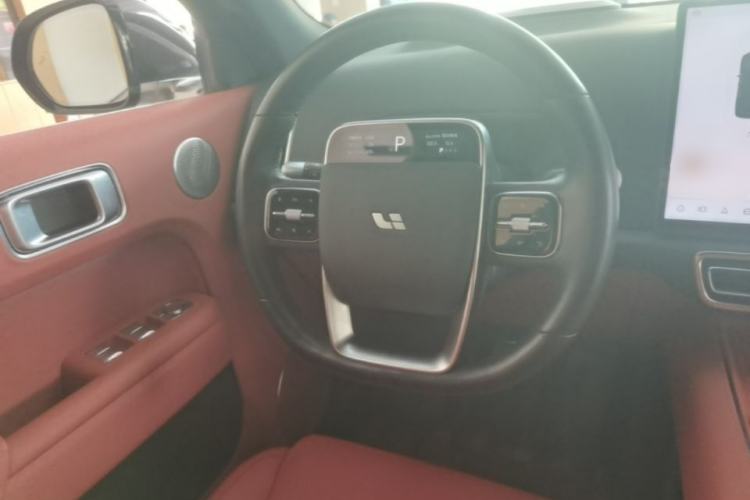 Used Li Auto L8 2024 Pro Model Steering Wheel