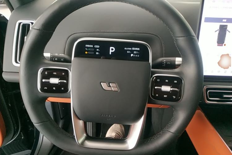Used Li Auto L8 2024 Ultra Model Steering Wheel