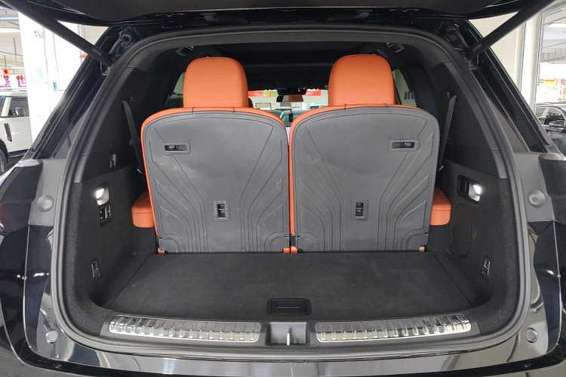 Used Li Auto L8 2024 Pro Model Trunk
