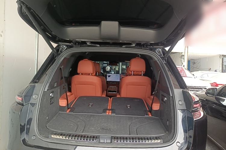 Used Li Auto L8 2024 Ultra Model Trunk