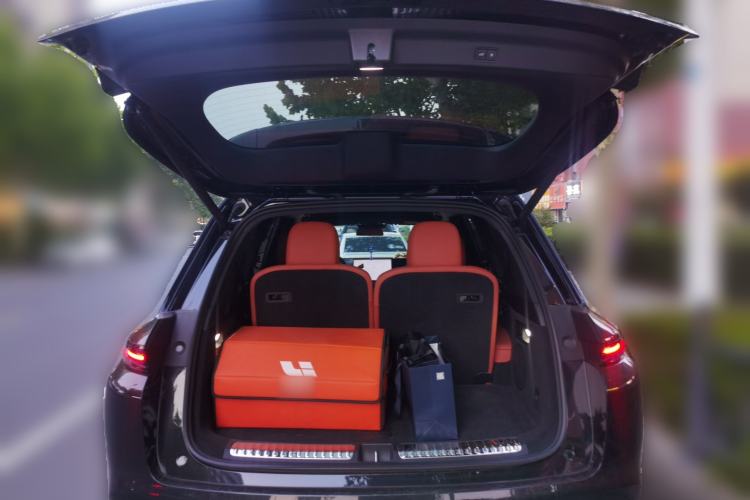 Used Li Auto L8 2024 Pro Model Trunk