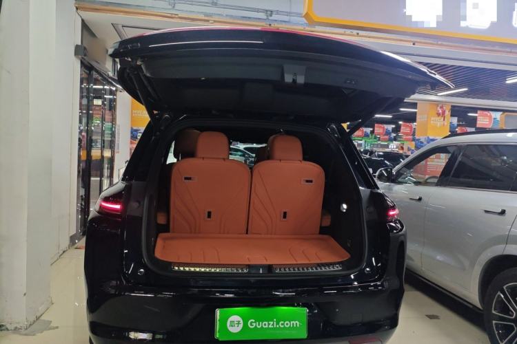 Used Li Auto L8 2024 Max Trunk