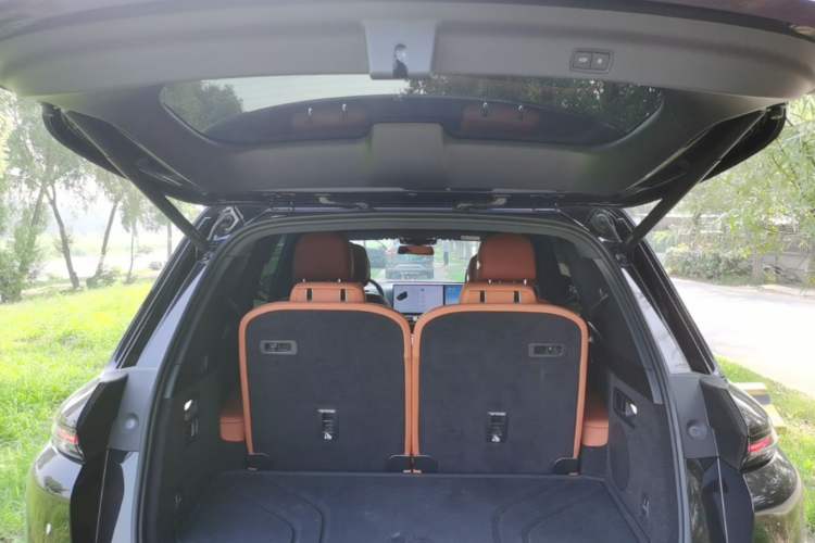 Used Li Auto L8 2024 Ultra Model Trunk