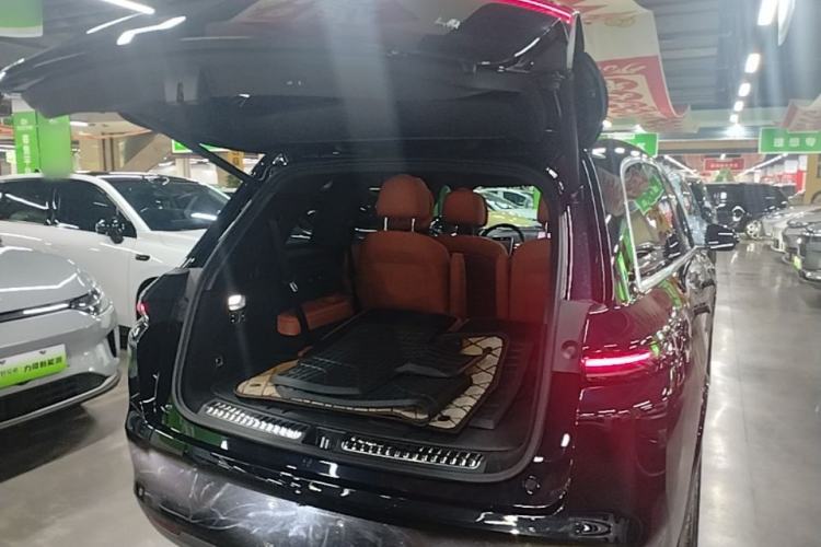 Used Li Auto L8 2024 Pro Model Trunk