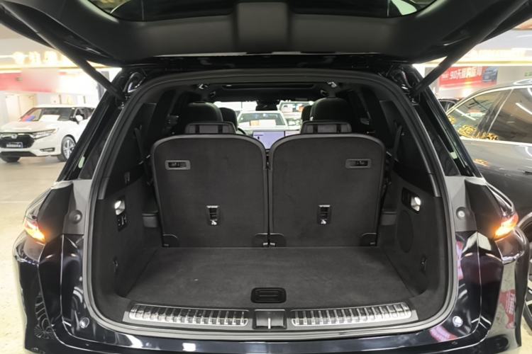 Used Li Auto L8 2024 Pro Model Trunk