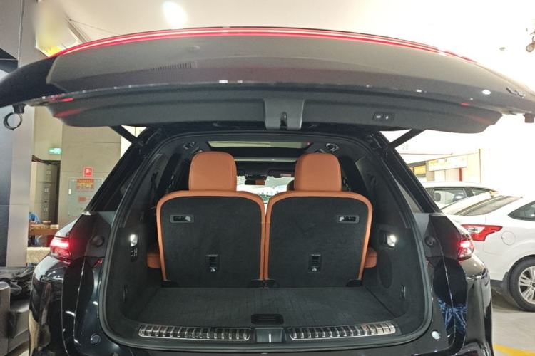 Used Li Auto L8 2024 Pro Model Trunk