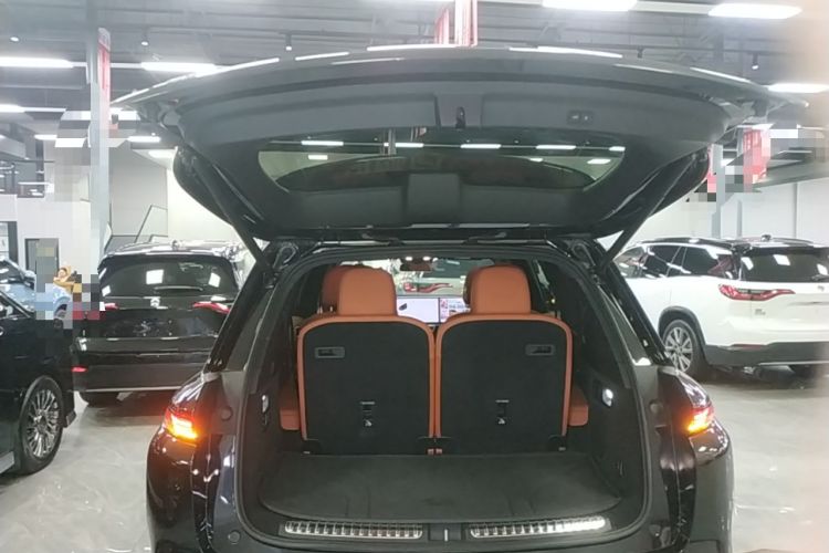Used Li Auto L8 2024 Pro Model Trunk