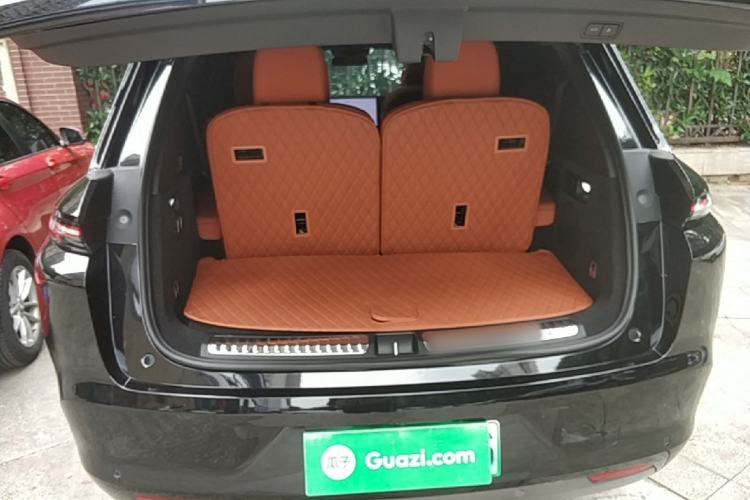Used Li Auto L8 2024 Pro Model Trunk