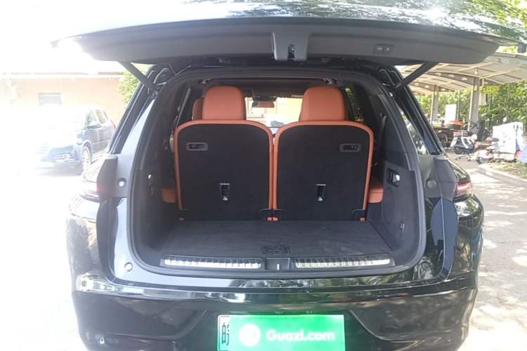Used Li Auto L8 2024 Pro Model Trunk