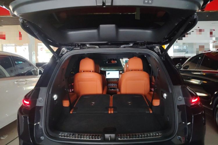 Used Li Auto L8 2024 Pro Model Trunk