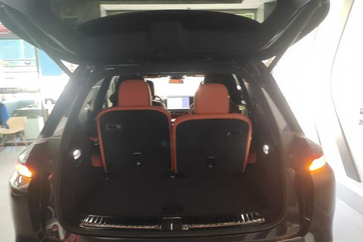 Used Li Auto L8 2024 Max Trunk