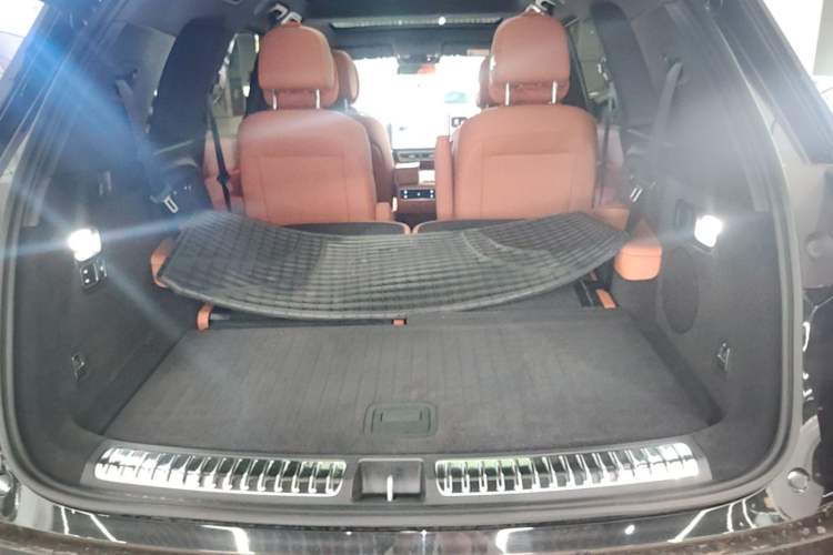 Used Li Auto L8 2024 Pro Model Trunk