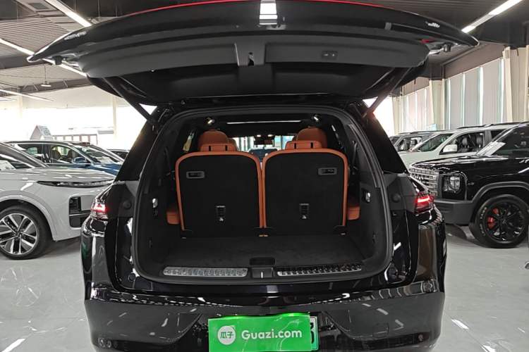 Used Li Auto L8 2024 Pro Model Trunk