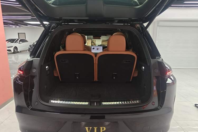 Used Li Auto L8 2024 Pro Model Trunk