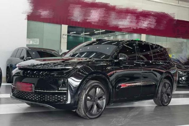 Li Auto L8 2024 Max с пробегом