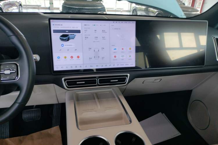 Used Li Auto L8 2024 Max Audio And AC Panel