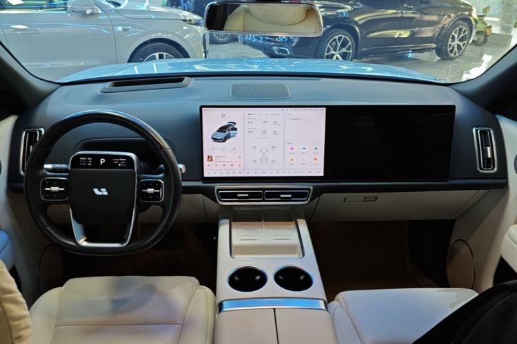 Used Li Auto L8 2024 Ultra Model Center Console