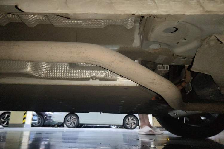 Used Li Auto L8 2024 Ultra Model Chassis Front Right