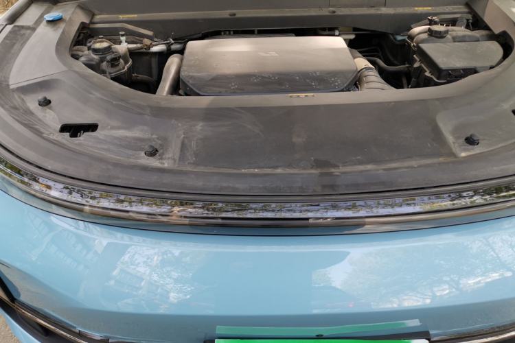 Used Li Auto L8 2024 Max Engine Bay