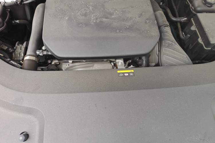 Used Li Auto L8 2024 Max Engine Bay
