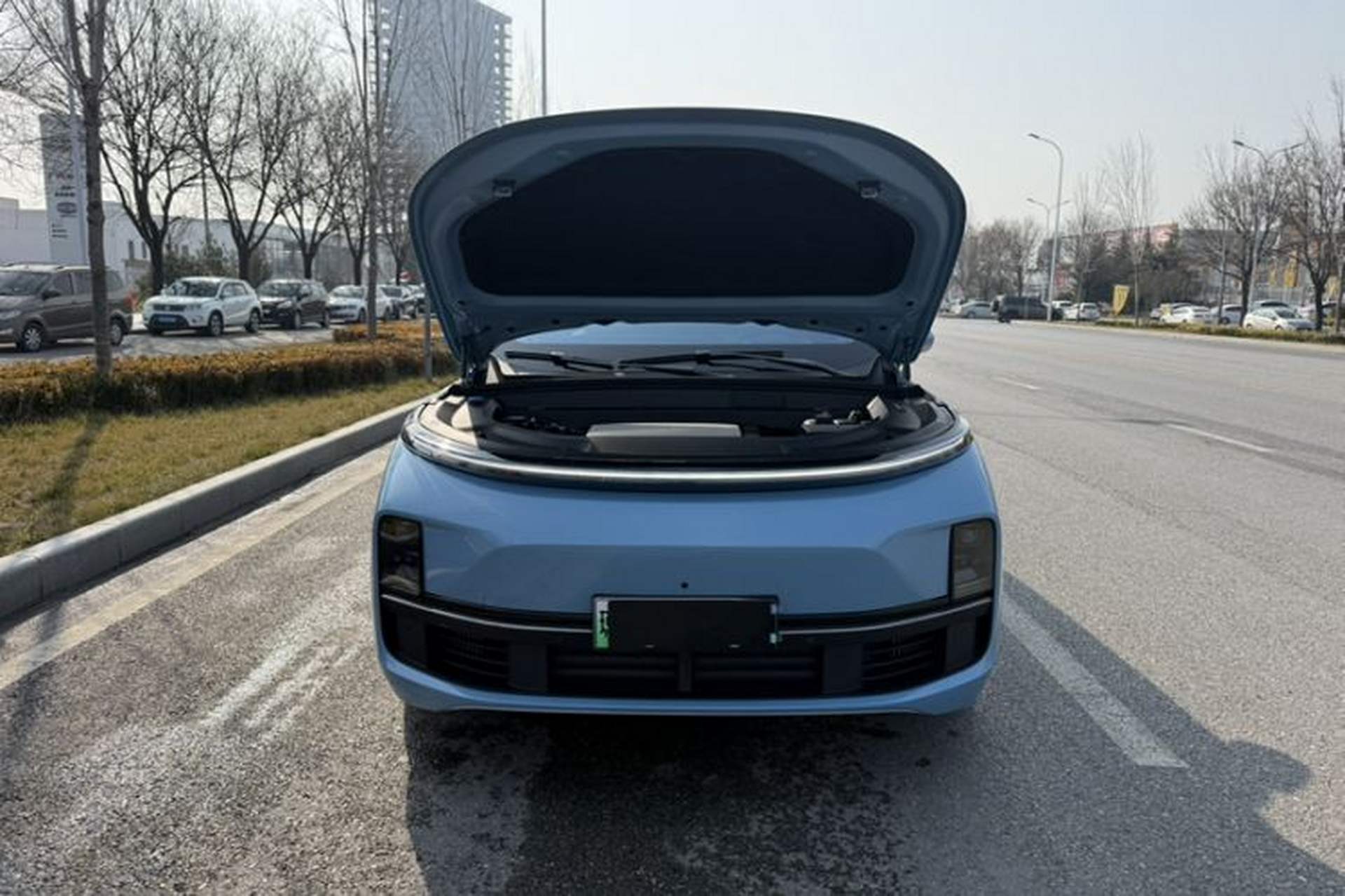 Used Li Auto L8 2024 Ultra Model Exterior 2