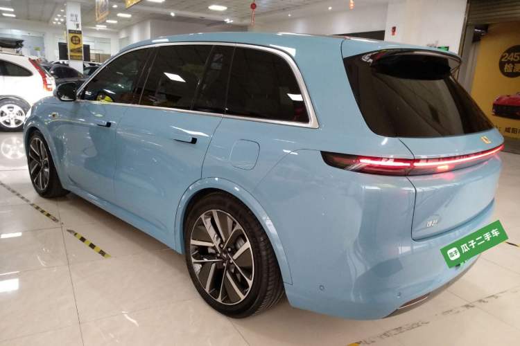 Used Li Auto L8 2024 Ultra Model Exterior 2