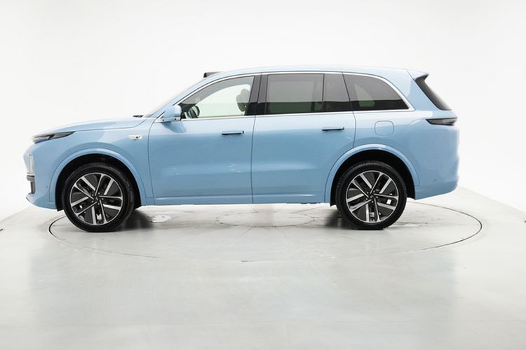 Used Li Auto L8 2024 Ultra Model Exterior 3