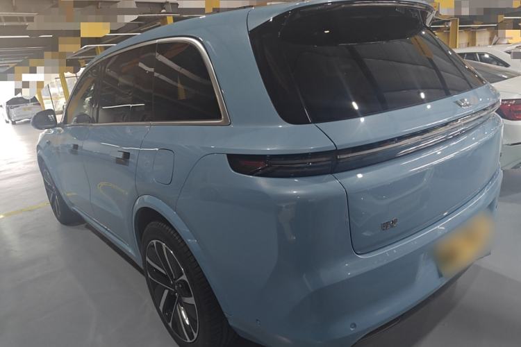 Used Li Auto L8 2024 Ultra Model Exterior 3