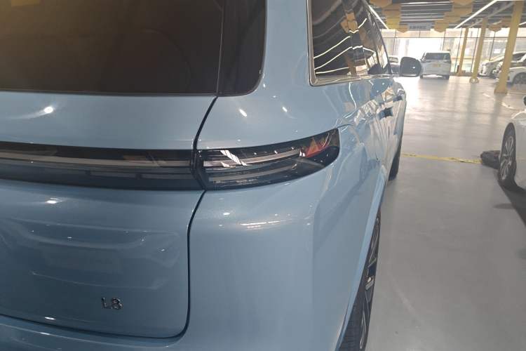 Used Li Auto L8 2024 Ultra Model Exterior 6