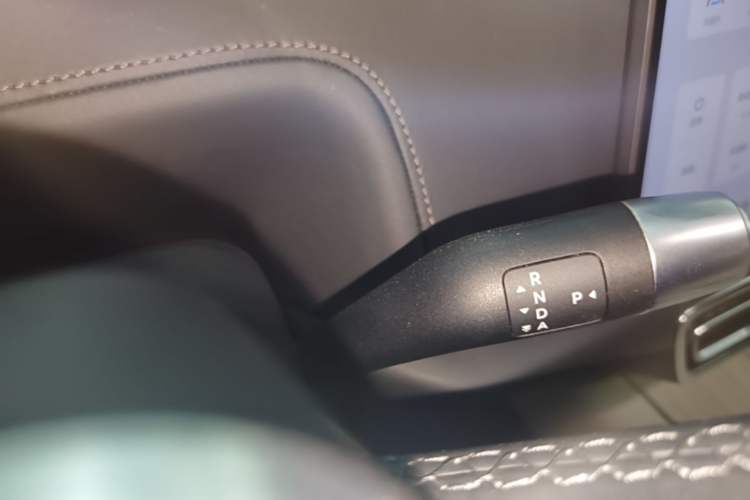 Used Li Auto L8 2024 Ultra Model Gear Lever