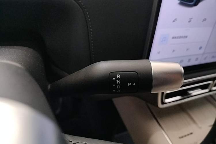 Used Li Auto L8 2024 Max Gear Lever