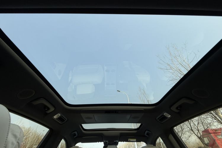 Used Li Auto L8 2024 Ultra Model Interior 8