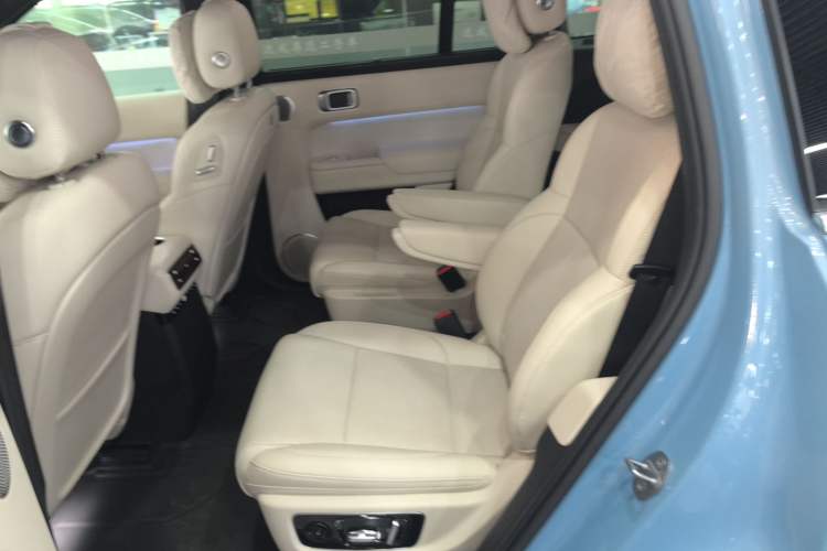 Used Li Auto L8 2024 Ultra Model Left Rear Seat