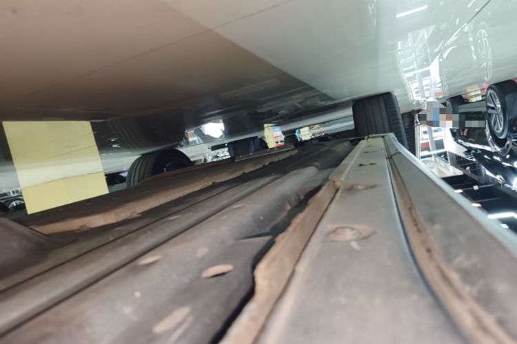 Used Li Auto L8 2024 Ultra Model Left Side Sill