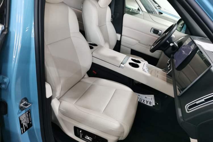 Used Li Auto L8 2024 Ultra Model Right Front Seat