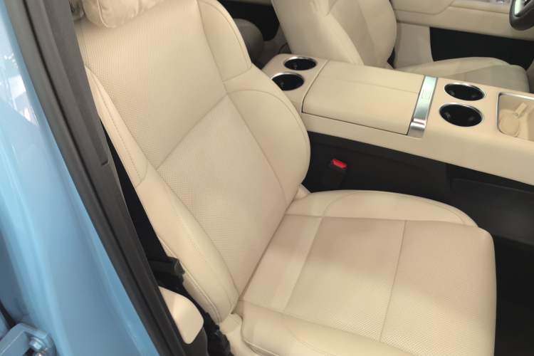 Used Li Auto L8 2024 Ultra Model Right Front Seat