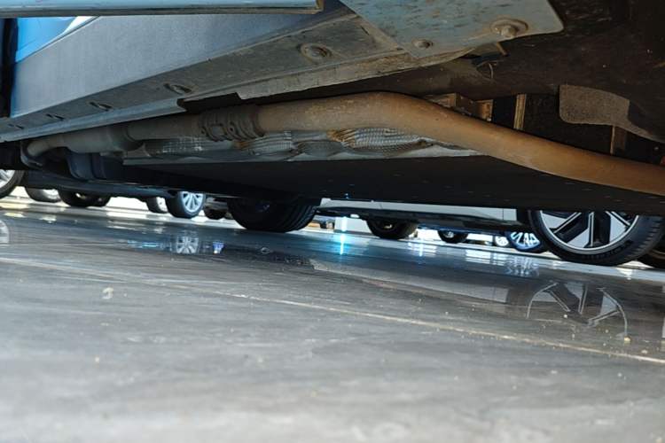 Used Li Auto L8 2024 Ultra Model Right Side Sill