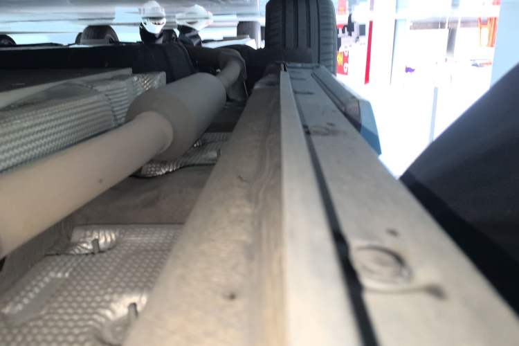 Used Li Auto L8 2024 Ultra Model Right Side Sill