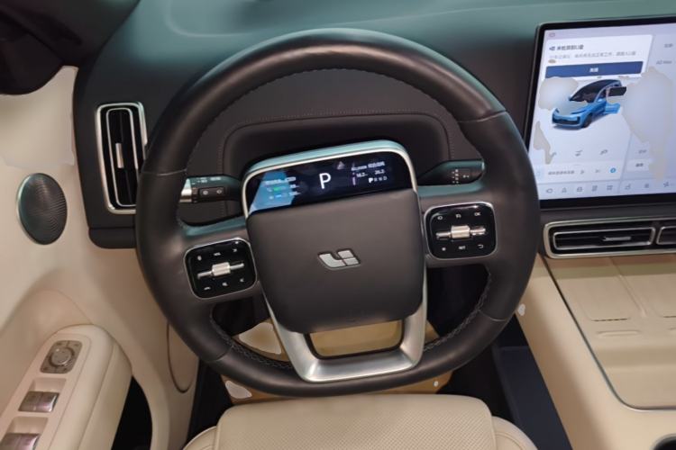 Used Li Auto L8 2024 Ultra Model Steering Wheel