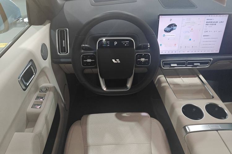 Used Li Auto L8 2024 Ultra Model Steering Wheel