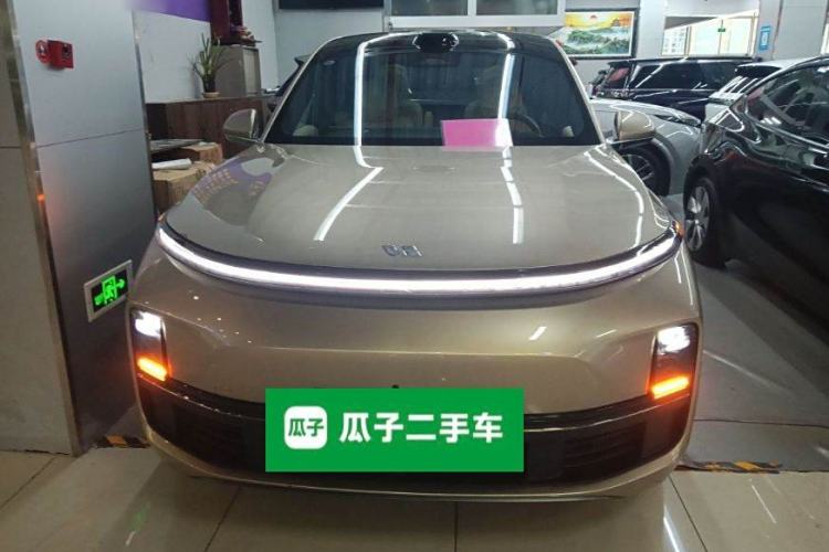 Used Li Auto L8 2024 Ultra Model Exterior 1