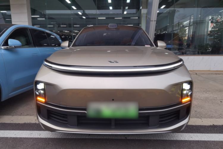 Used Li Auto L8 2024 Ultra Model Exterior 1