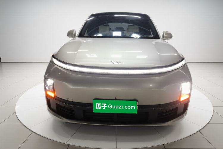 Used Li Auto L8 2024 Pro Model Exterior 1