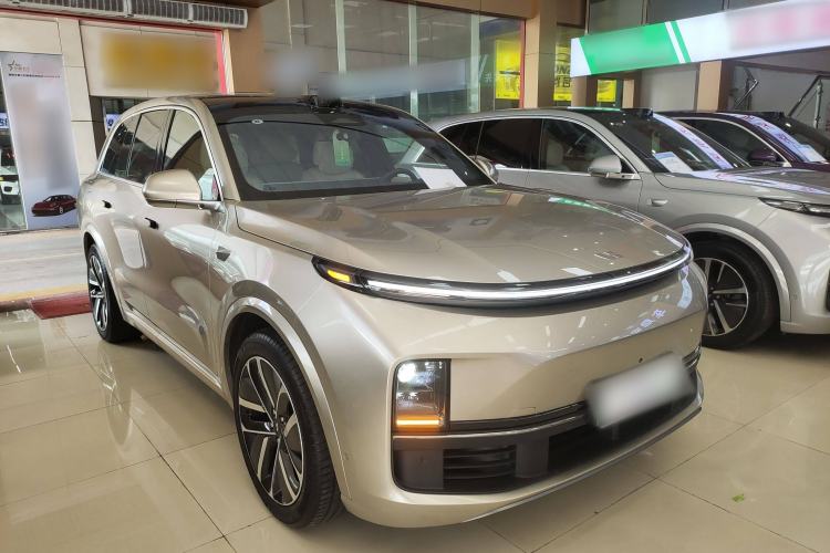 Used Li Auto L8 2024 Ultra Model Exterior 2