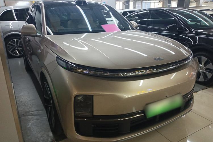 Used Li Auto L8 2024 Ultra Model Exterior 2