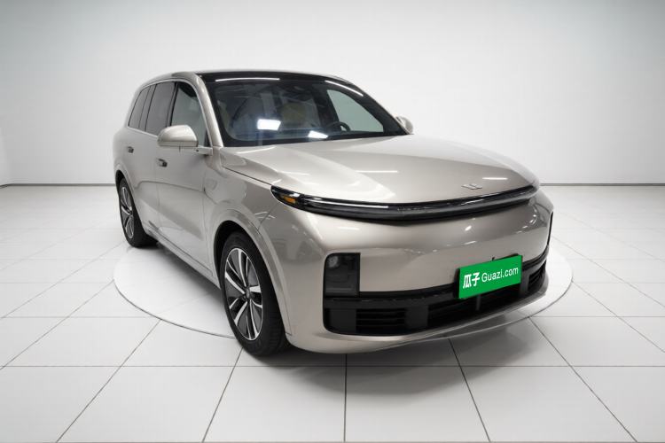 Used Li Auto L8 2024 Pro Model Exterior 2