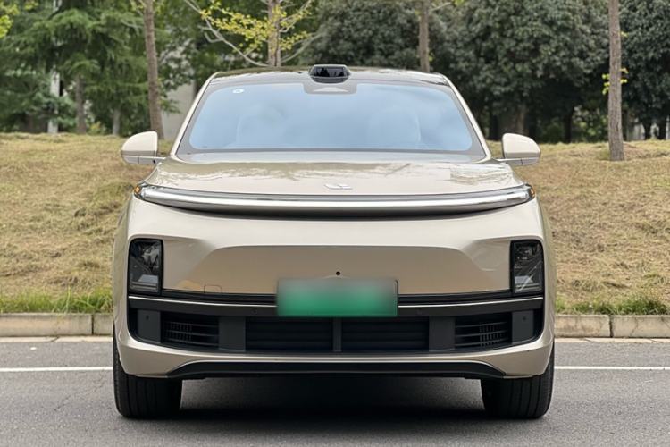 Used Li Auto L8 2024 Max Exterior 3